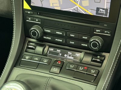 2020 Porsche 718 SPYDER 照片 34