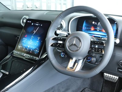 صورة 7 لـ 2025 Mercedes-BENZ GT AMG