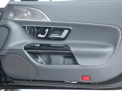 صورة 12 لـ 2025 Mercedes-BENZ GT AMG