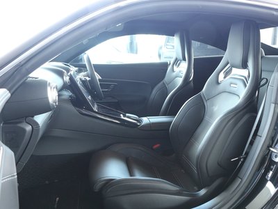 صورة 3 لـ 2025 Mercedes-BENZ GT AMG