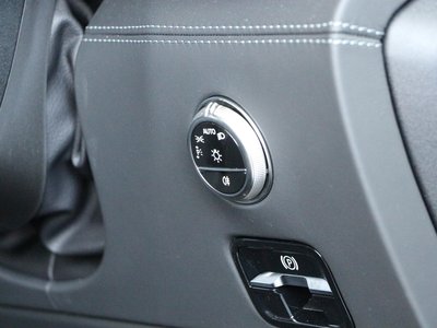صورة 9 لـ 2025 Mercedes-BENZ GT AMG