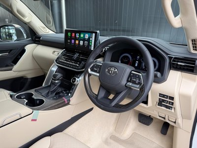 2026 Toyota LAND CRUISER 300 thumbnail 34
