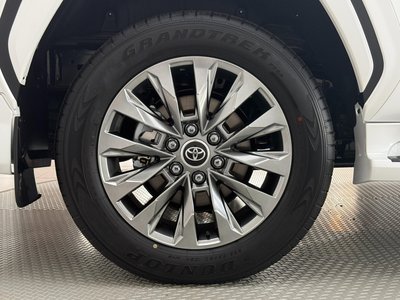 2026 Toyota LAND CRUISER 300 thumbnail 31