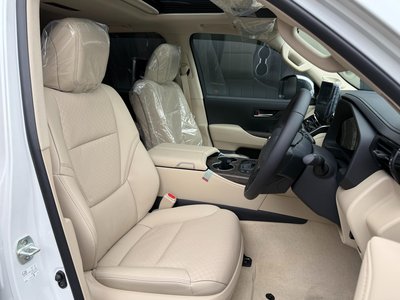 2026 Toyota LAND CRUISER 300 thumbnail 35