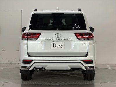 2026 Toyota LAND CRUISER 300 photo 15