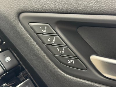 2026 Toyota LAND CRUISER 300 thumbnail 68