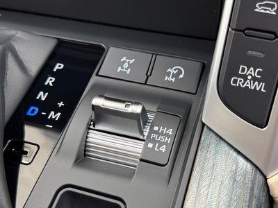 2026 Toyota LAND CRUISER 300 thumbnail 61