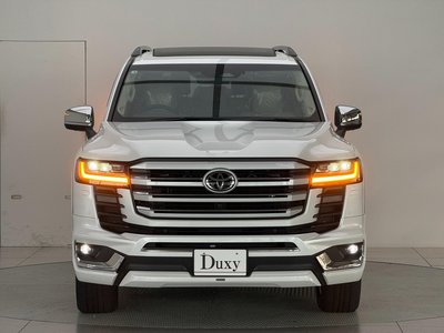 2026 Toyota LAND CRUISER 300 photo 12