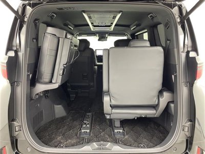 2024 Toyota ALPHARD — фото 34