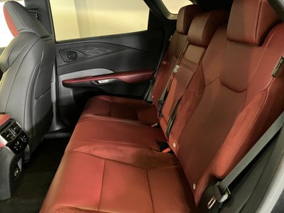 2023 Lexus RX — миниатюра 17