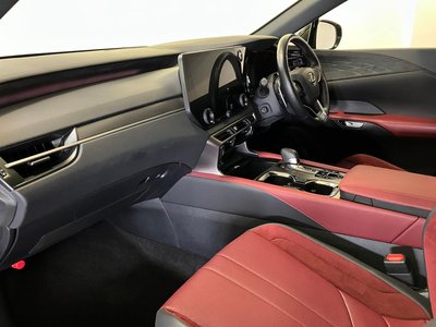 2023 Lexus RX — миниатюра 3