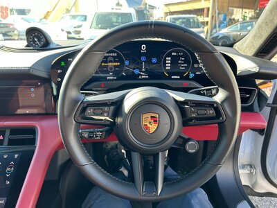 2021 Porsche TAYCAN thumbnail 19