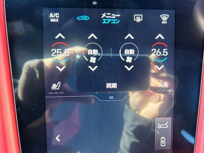 2021 Porsche TAYCAN thumbnail 21