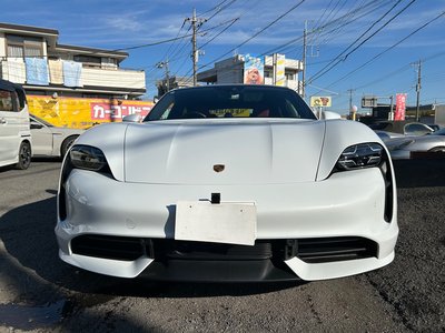 2021 Porsche TAYCAN thumbnail 6