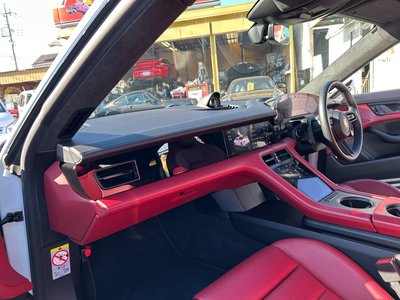 2021 Porsche TAYCAN thumbnail 26