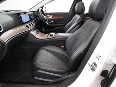2018 Mercedes-BENZ E-CLASS photo 14