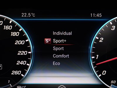 2018 Mercedes-BENZ E-CLASS thumbnail 24