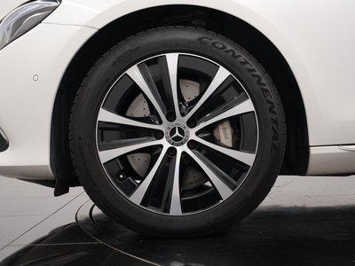 2018 Mercedes-BENZ E-CLASS photo 9