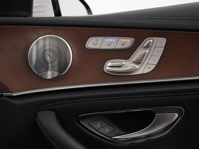 2018 Mercedes-BENZ E-CLASS thumbnail 28
