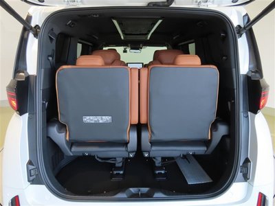صورة 16 لـ 2024 Toyota VELLFIRE