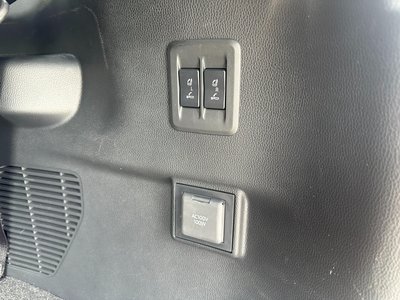 صورة مصغرة 79 لـ 2024 Toyota LAND CRUISER 250