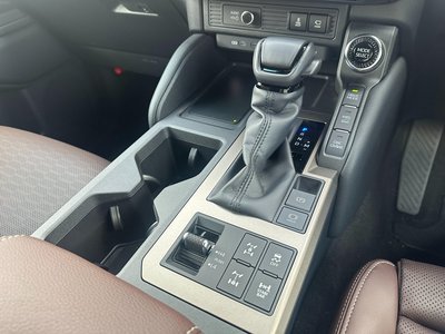 صورة مصغرة 44 لـ 2024 Toyota LAND CRUISER 250