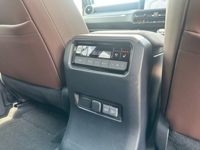 صورة مصغرة 70 لـ 2024 Toyota LAND CRUISER 250