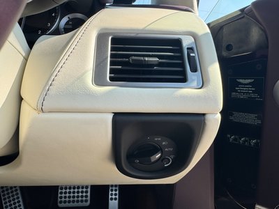 2015 Aston Martin RAPIDE thumbnail 21