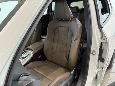 صورة 14 لـ 2025 BMW X3