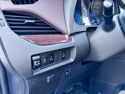 صورة 8 لـ 2018 Toyota SIENA
