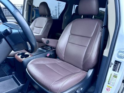 صورة 10 لـ 2018 Toyota SIENA