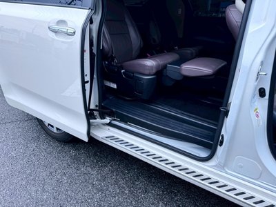 صورة 18 لـ 2018 Toyota SIENA