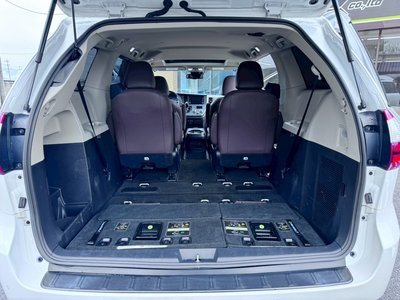 صورة 20 لـ 2018 Toyota SIENA