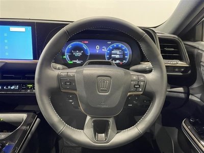 2025 Toyota CROWN SPORT 照片 10