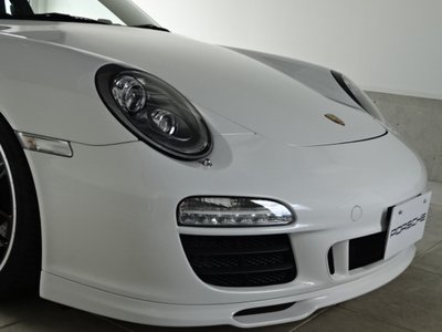 2011 Porsche 911 thumbnail 38