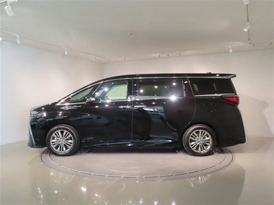 2024 Toyota ALPHARD — фото 2