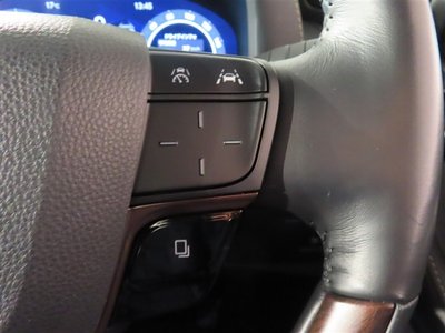 2024 Toyota ALPHARD — фото 11
