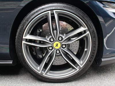 2021 Ferrari ROMA — фото 21