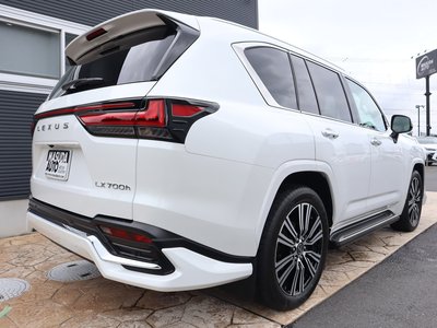 2026 Lexus LX photo 7