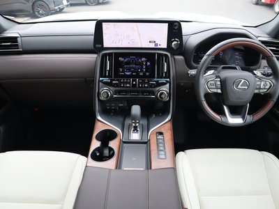 2026 Lexus LX photo 8