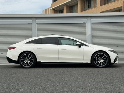 2023 Mercedes-BENZ EQS photo 9