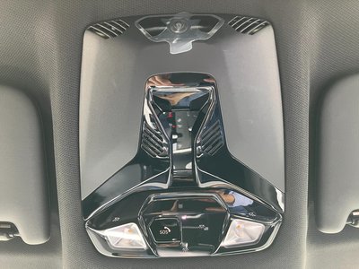 2025 BMW IX2 thumbnail 24