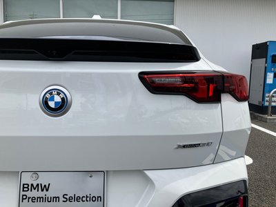 2025 BMW IX2 thumbnail 46