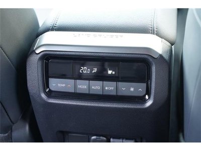 صورة 53 لـ 2024 Toyota LAND CRUISER 250