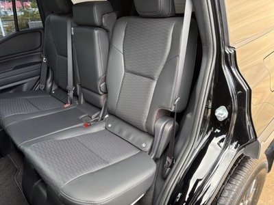 صورة 66 لـ 2024 Toyota LAND CRUISER 250