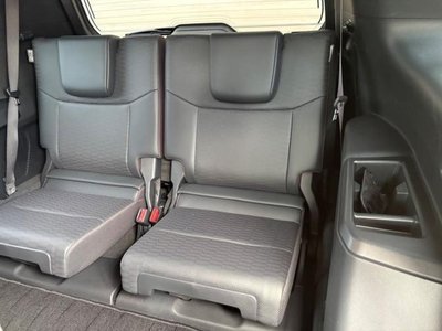 صورة 68 لـ 2024 Toyota LAND CRUISER 250