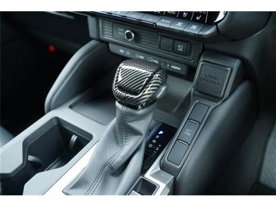 صورة 22 لـ 2024 Toyota LAND CRUISER 250