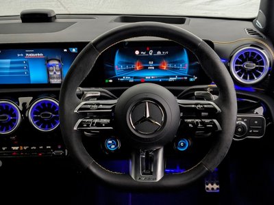 صورة 10 لـ 2024 Mercedes-BENZ A-CLASS AMG