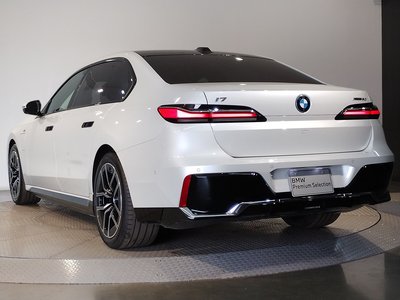 2025 BMW I7 photo 10