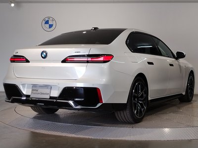 2025 BMW I7 photo 11